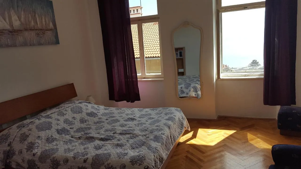 Apartment Sandi 리예카 0*,