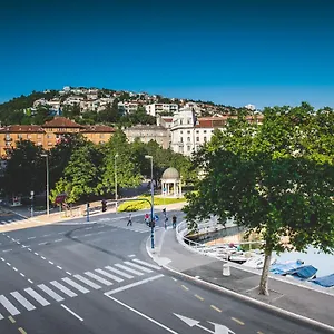 Apartamento Deluxe & Revis, Rijeka